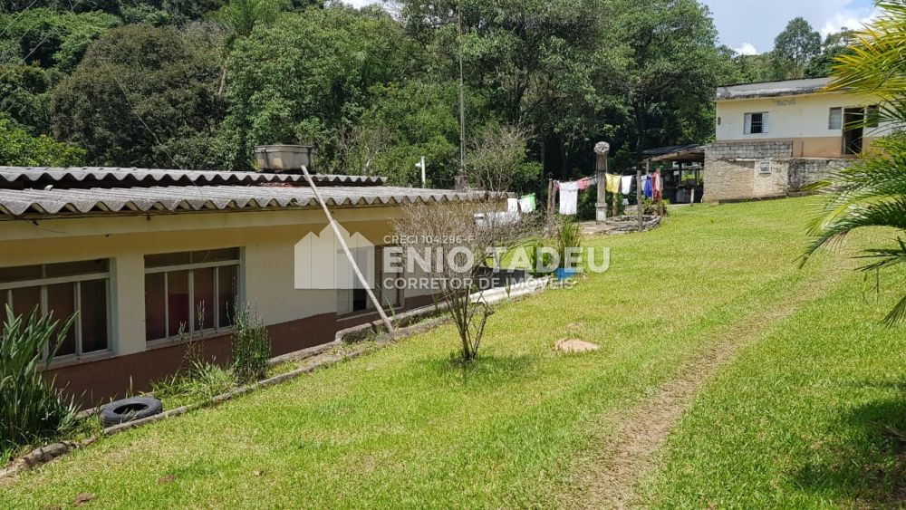 Chácara em Atibaia - Maracanã , 0 salas, suítes, vagas na garagem