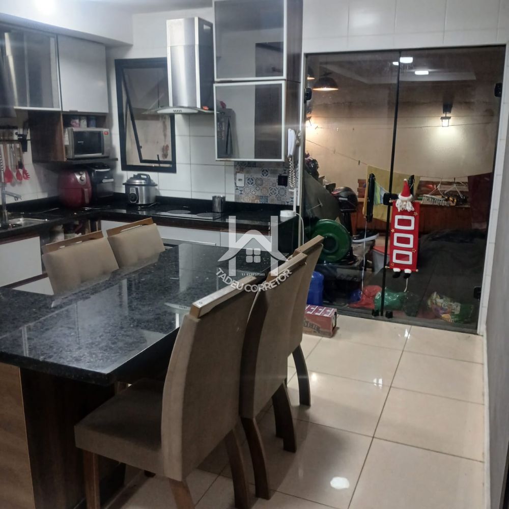 Casa em Condomínio em Suzano - Jardim Modelo, 0 salas, suítes, vagas na garagem